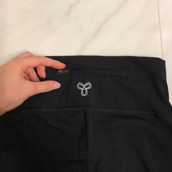 Aritzia TNA Atmosphere Mesh Leggings - Picture 3 of 5